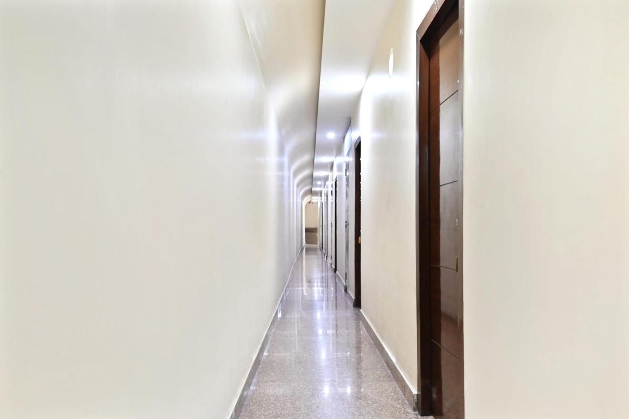 Oyo 49672 Hotel Galaxy Muradabad Dış mekan fotoğraf